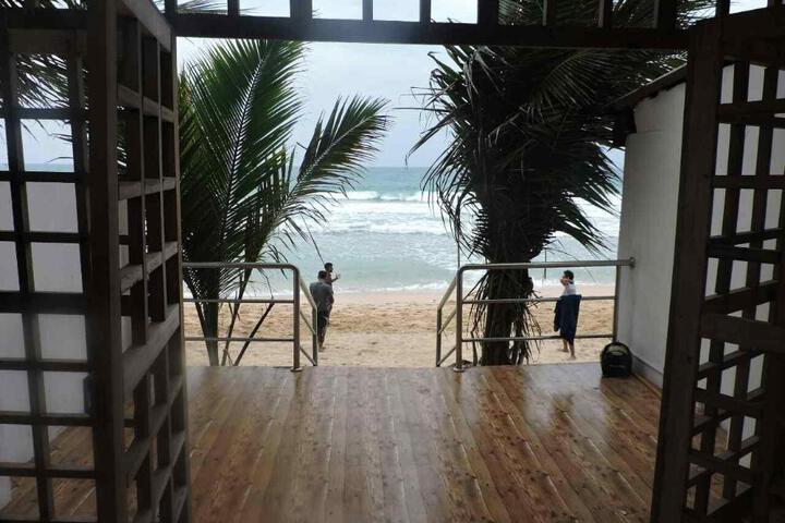 Blue Ocean Hotel