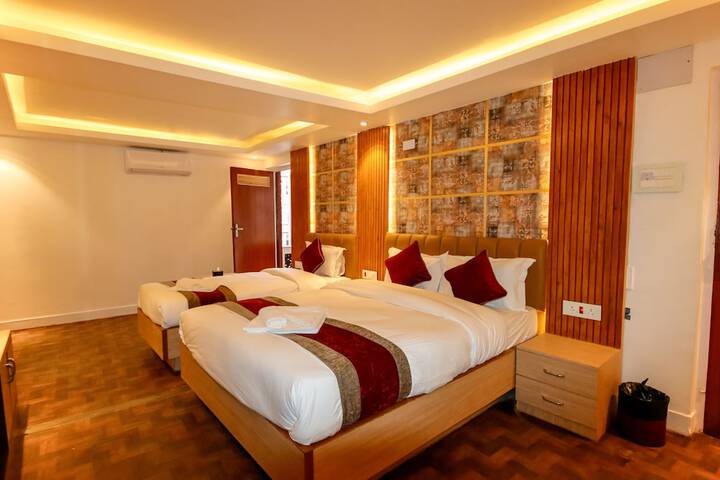 Room 42 of 66