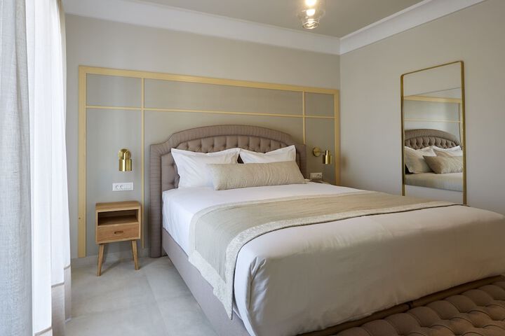Room 45 of 219