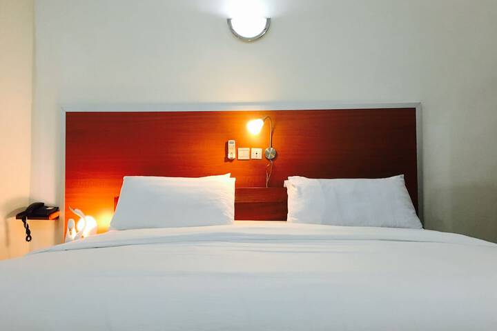 Room 5 of 24