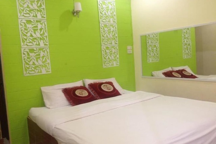 Room 16 of 21