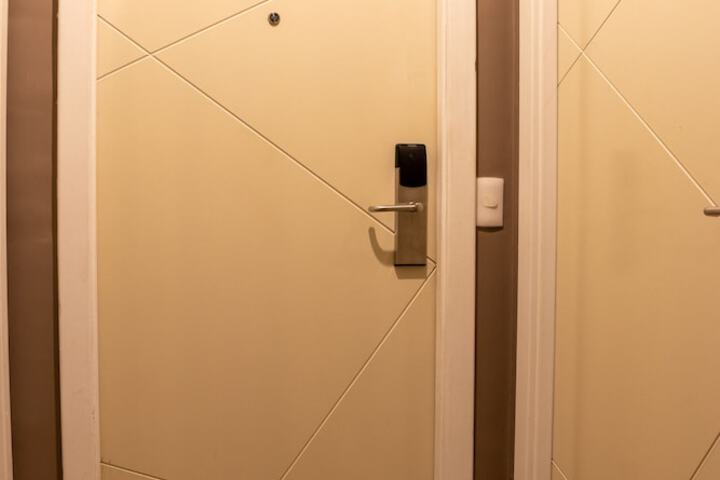 Ballroom/Hall 166 of 183