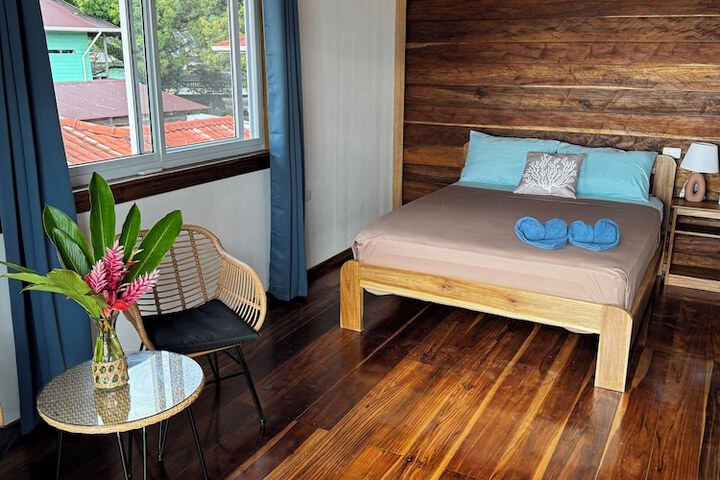 Room 3 of 26