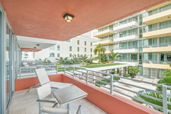 Terrace/Patio 42 of 318