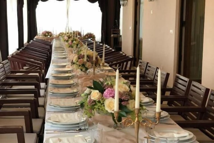 Dining 79 of 109