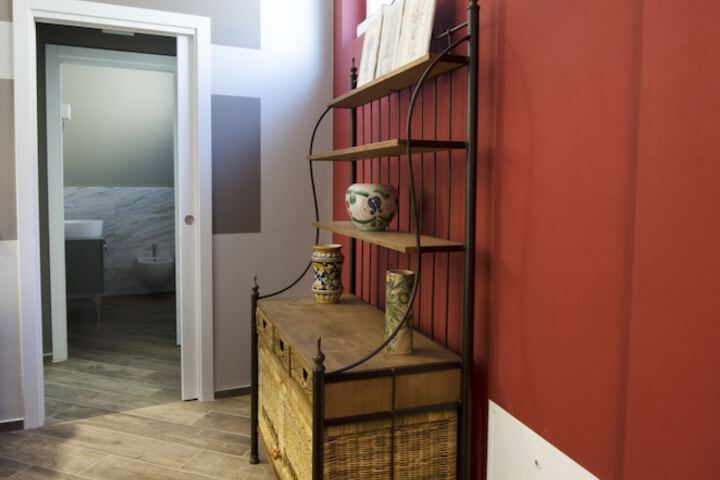 Room 15 of 34