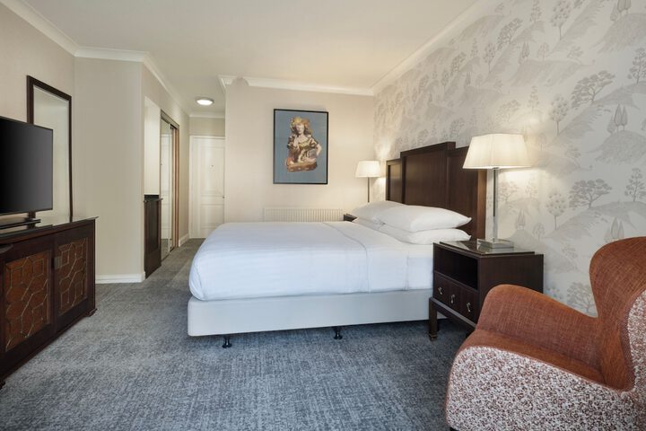 Room 15 of 109