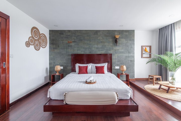 Room 20 of 97