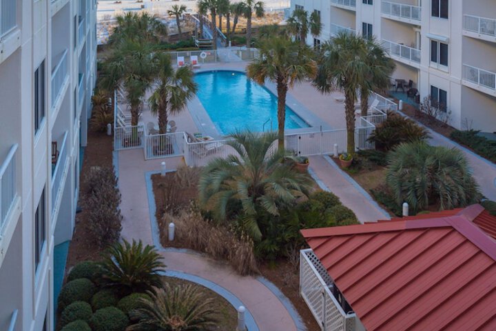 Pool Hotel