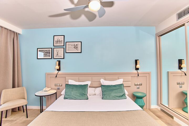 Room 17 of 133