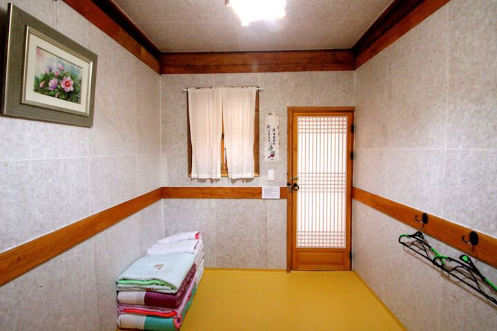 Room 13 of 59