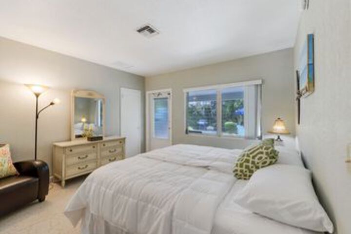 Room 21 of 60
