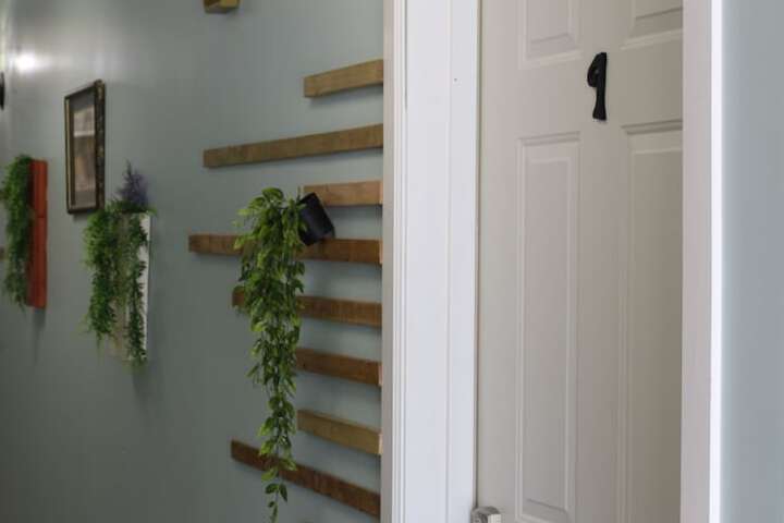 Ballroom/Hall 53 of 54