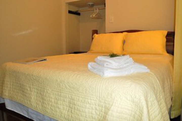 Room 14 of 14