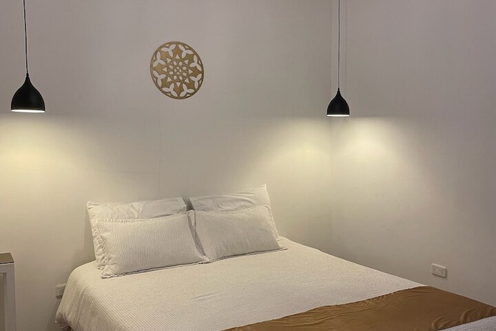Room 8 of 37