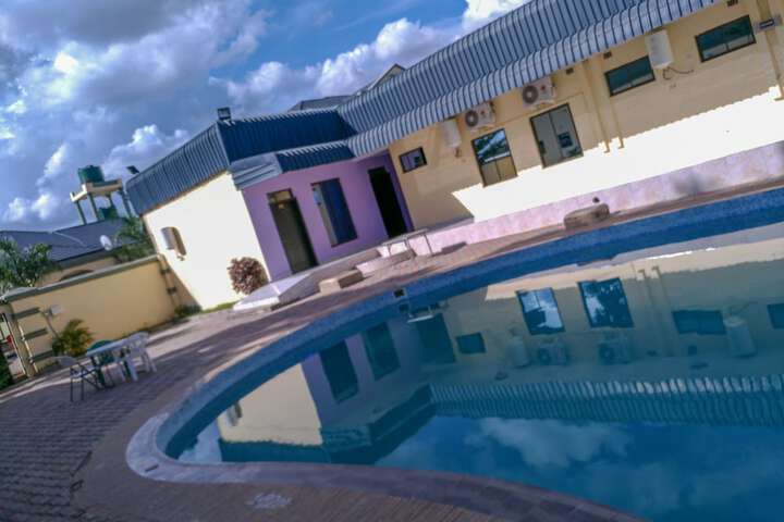 Pool 29 of 51