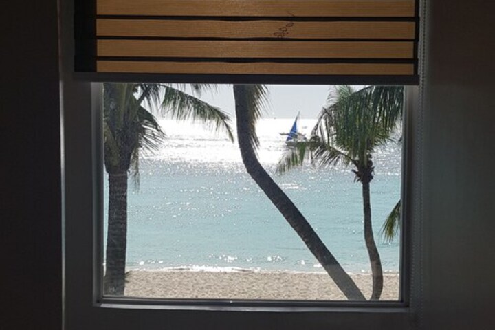 Room 21 of 114