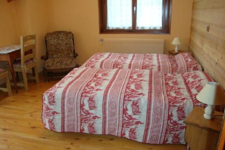 Room 7 of 35