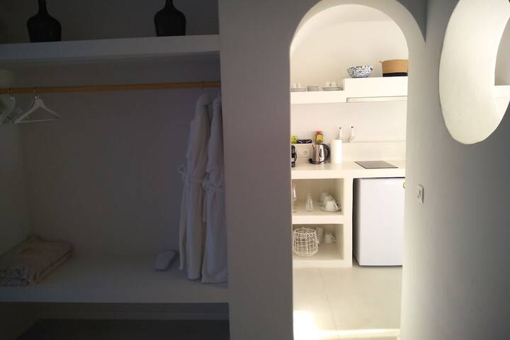 Room 5 of 46