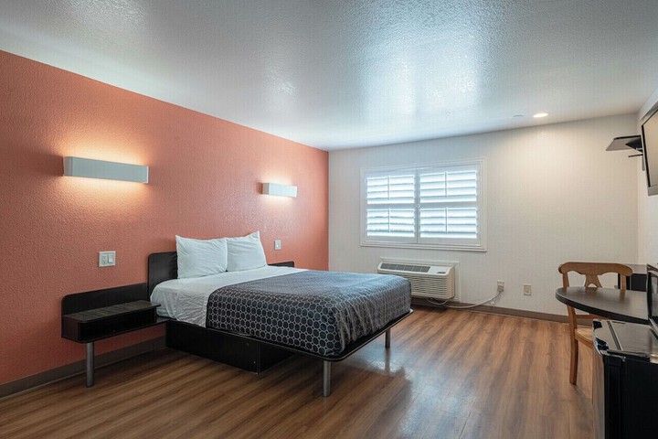 Room 7 of 31