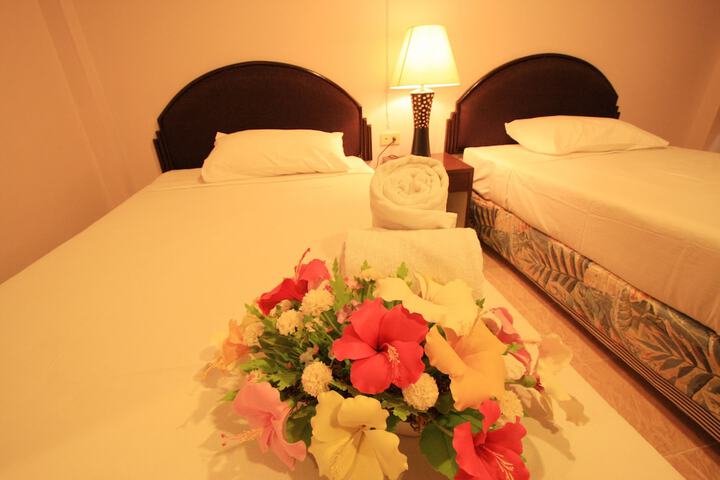 Room 8 of 23