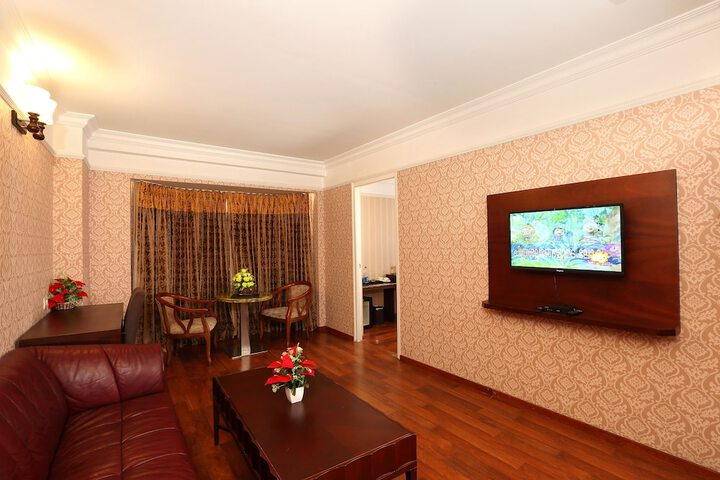 Room 21 of 53