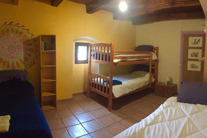 Room 28 of 31