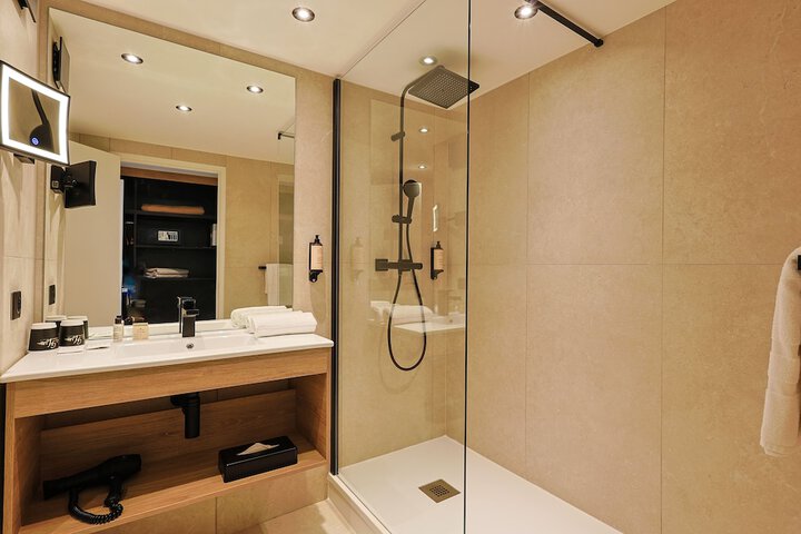 Bath Photo