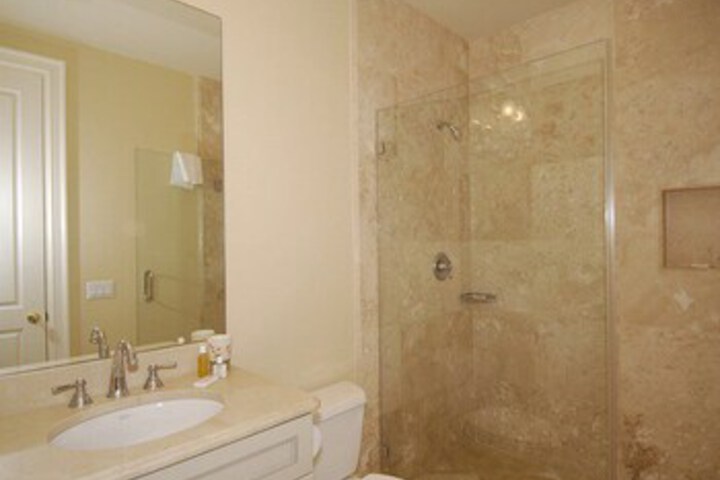 Room 5 of 31