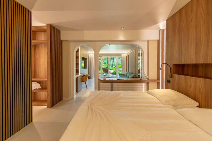 Room amenity