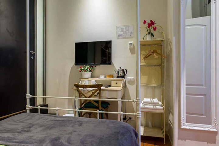 Room 20 of 43