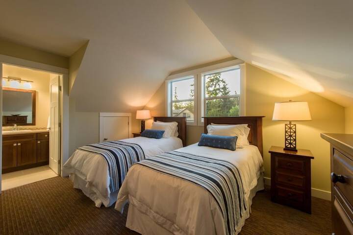 Room 5 of 46