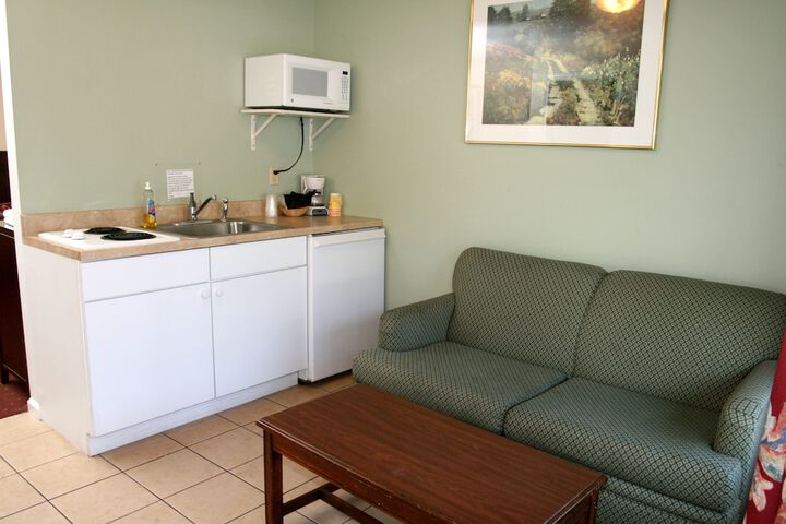 Room 44 of 106