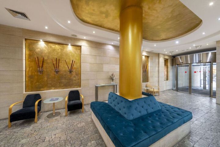 Hotel Lobby
