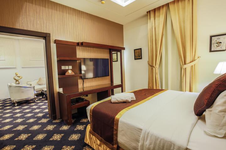 Room 1 of 130