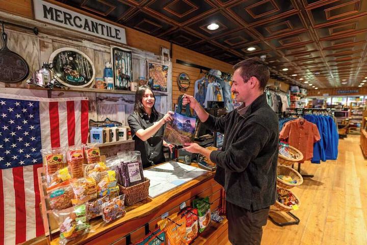 Gift Shop 13 of 16
