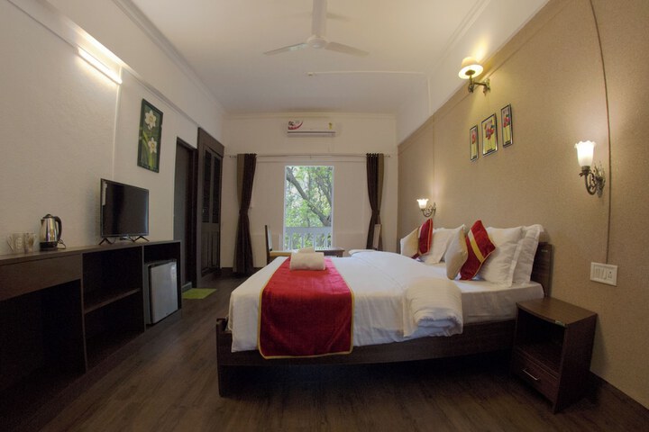 Room 2 of 29