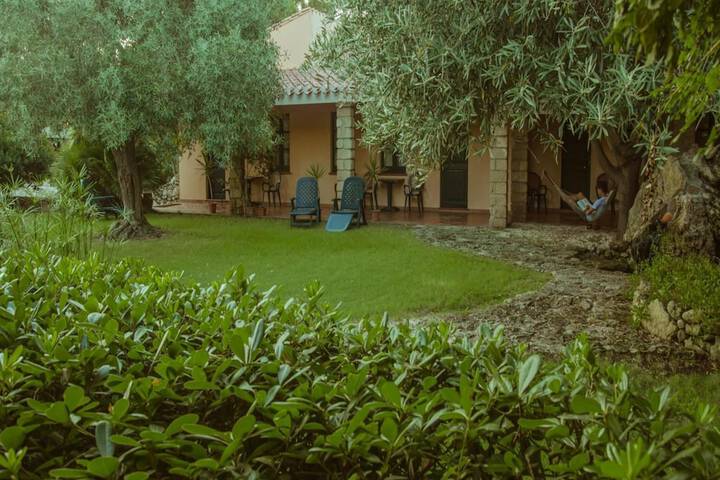 Property Grounds 29 of 51