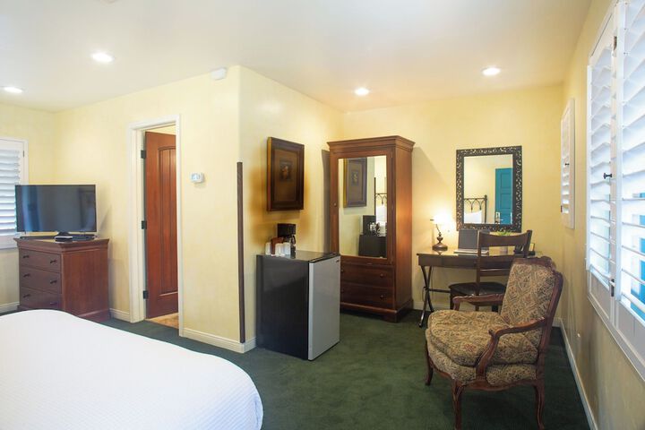 Room 10 of 81