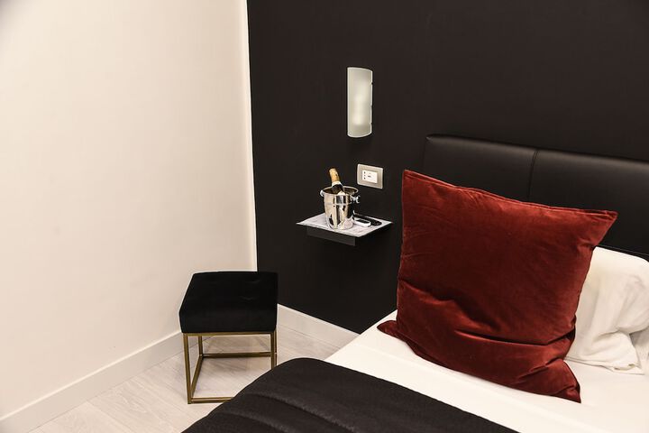 Room 50 of 97