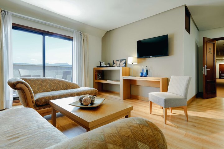 Room 18 of 42