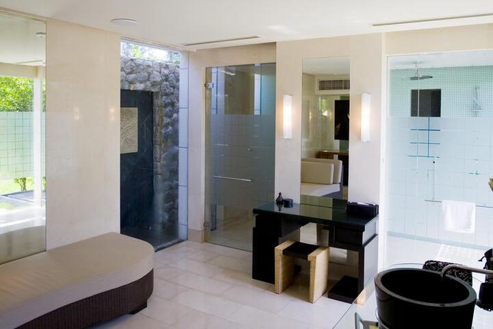 Double Pool Villas by Banyan Tree