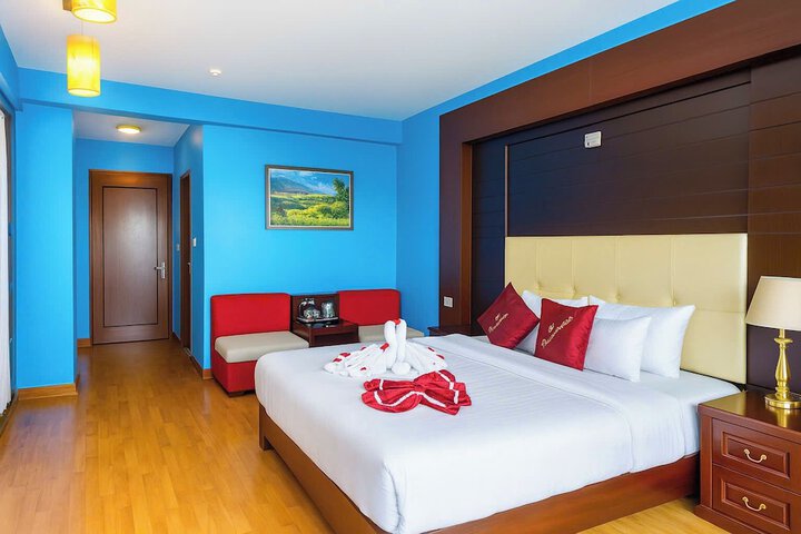 Room 21 of 80