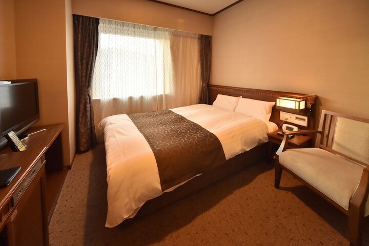 Room 7 of 52