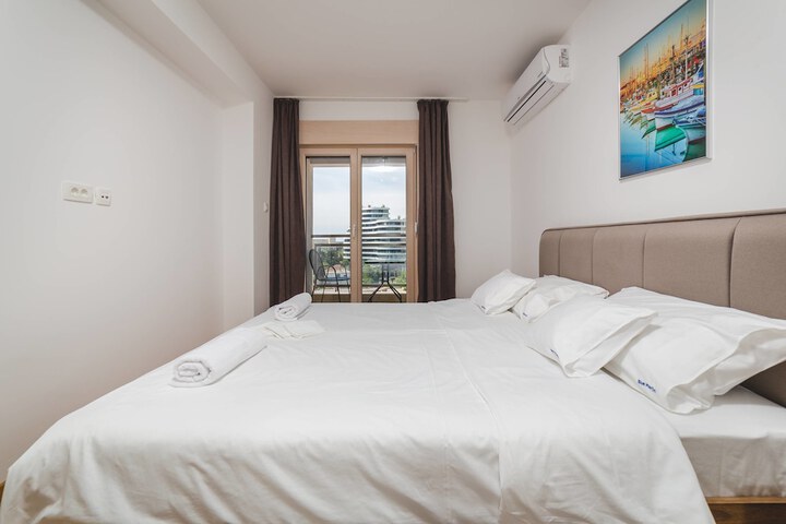Room 21 of 46