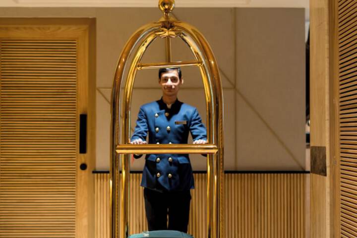 Guest Lobby