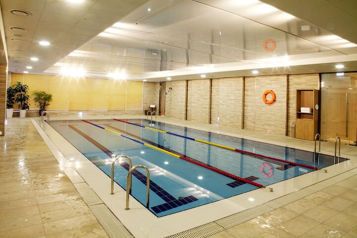 Hotel with Pool