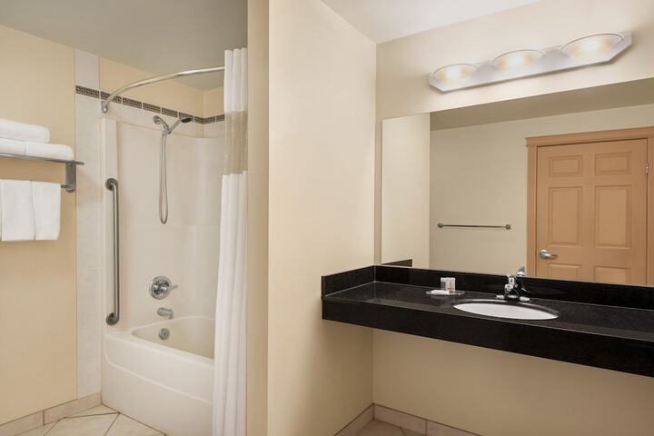 Room 14 of 20