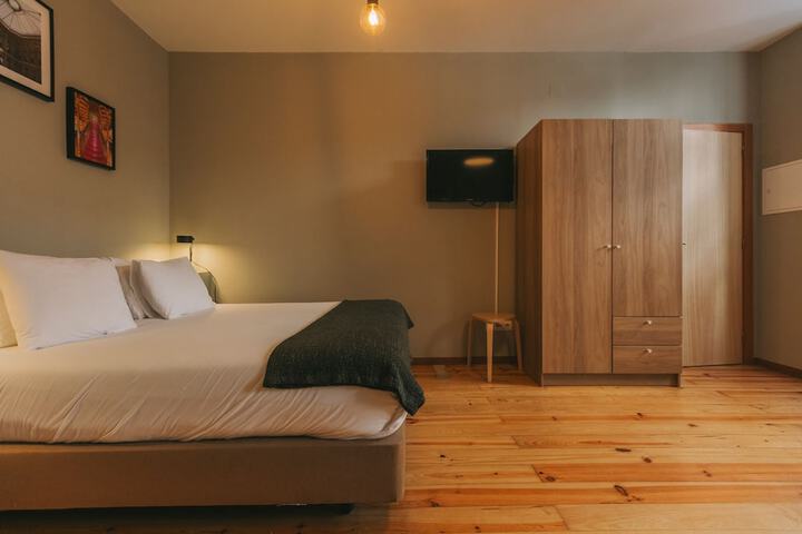 Room 8 of 91