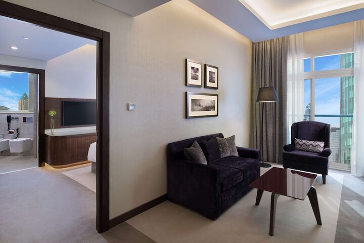Room 38 of 277